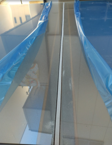 ポリカーボネートの洗濯物干し屋根　吹田市