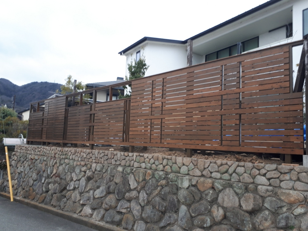 木製フェンス施工　　　兵庫県伊丹市